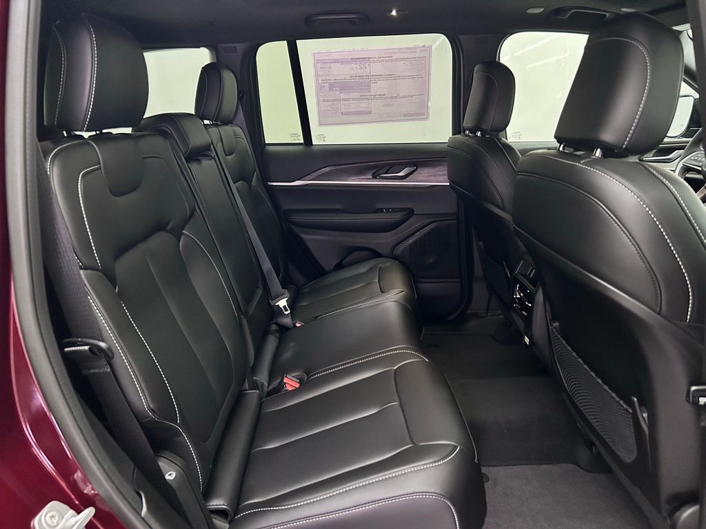 2025 Jeep Grand Cherokee Limited Portland OR