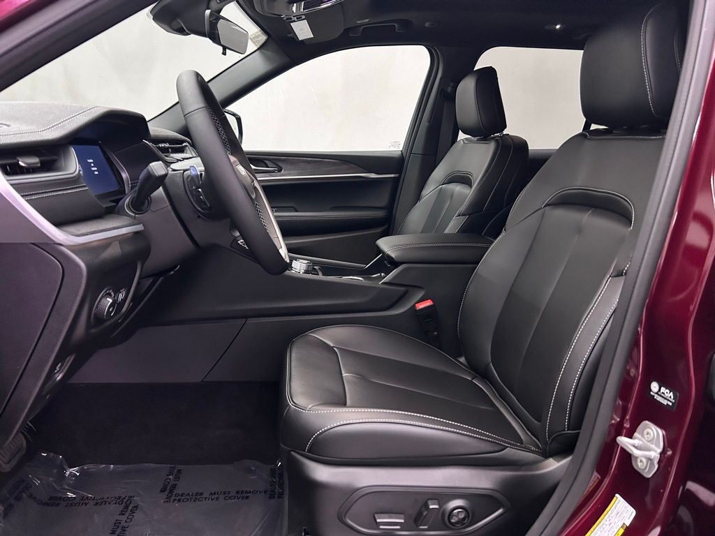 2025 Jeep Grand Cherokee Limited Portland OR