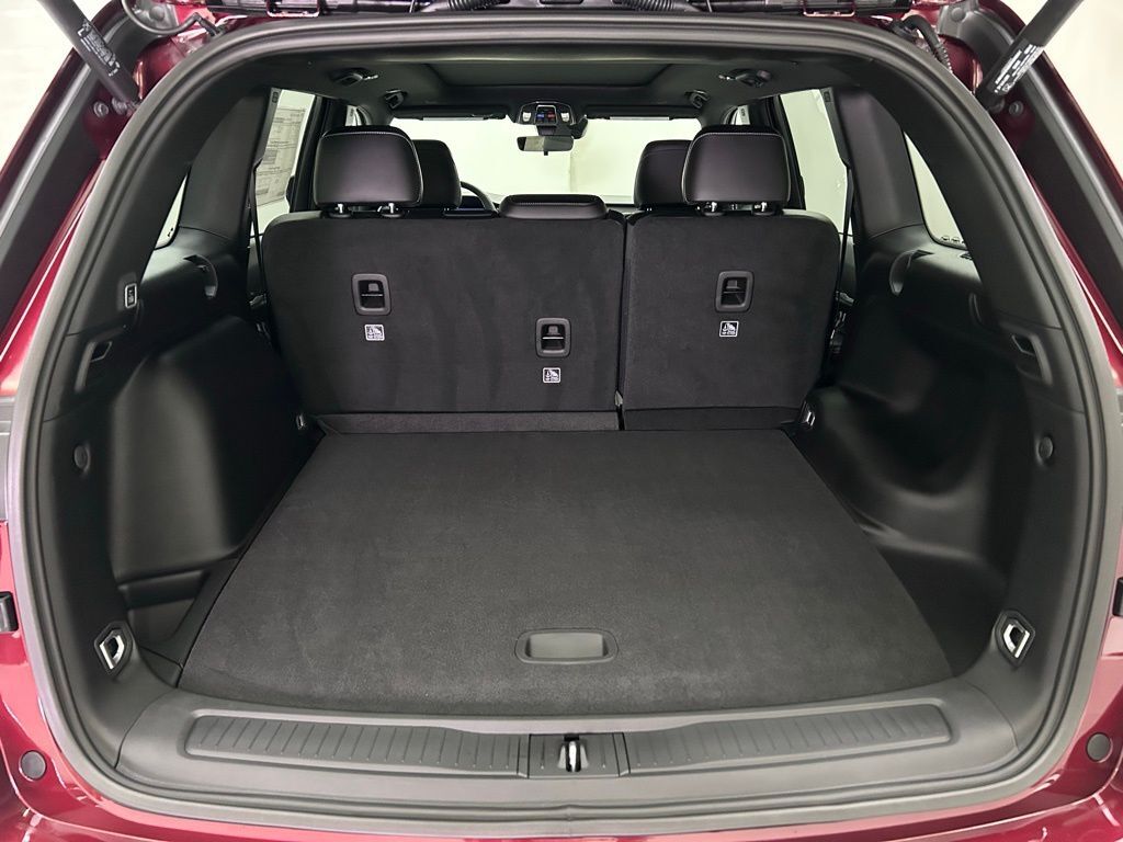 2025 Jeep Grand Cherokee Limited Portland OR