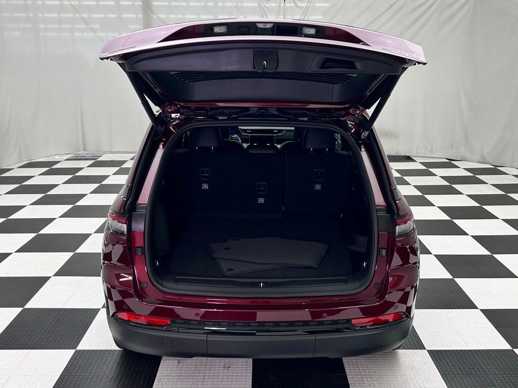 2025 Jeep Grand Cherokee Limited Portland OR