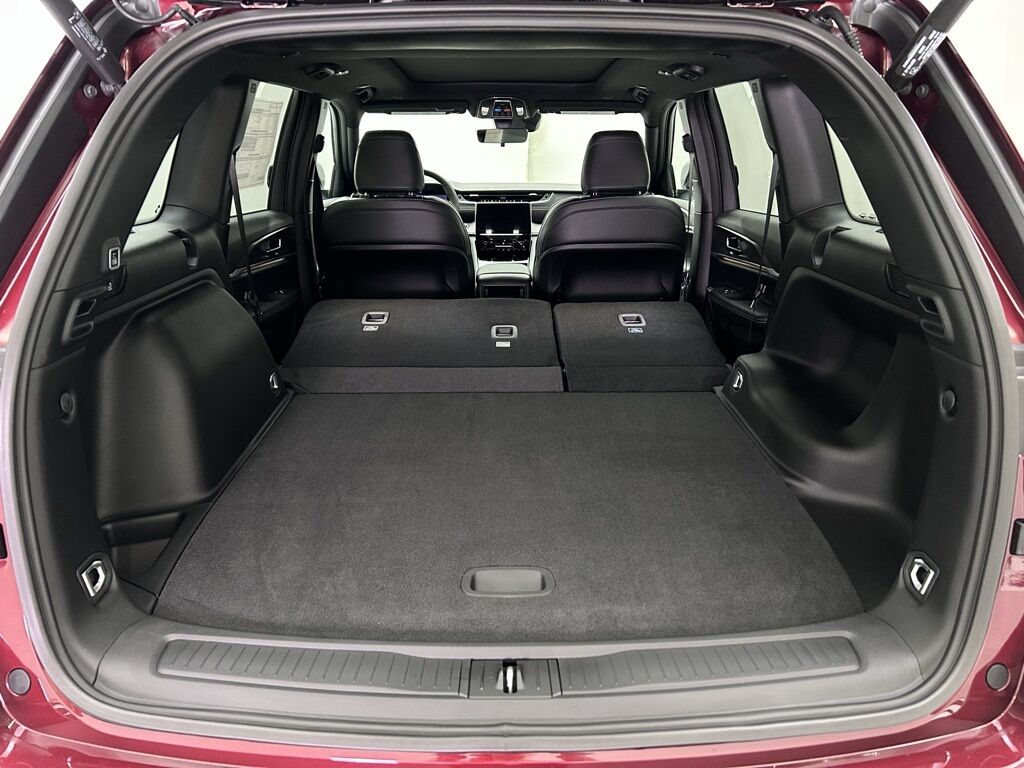 2025 Jeep Grand Cherokee Limited Portland OR