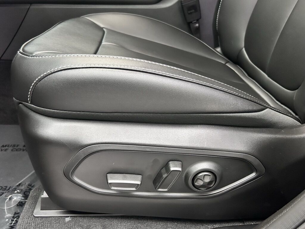 2025 Jeep Grand Cherokee Limited Portland OR