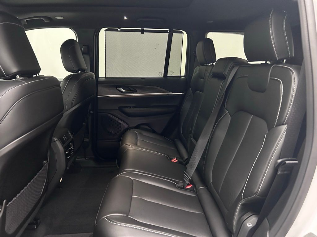 2025 Jeep Grand Cherokee Limited Portland OR