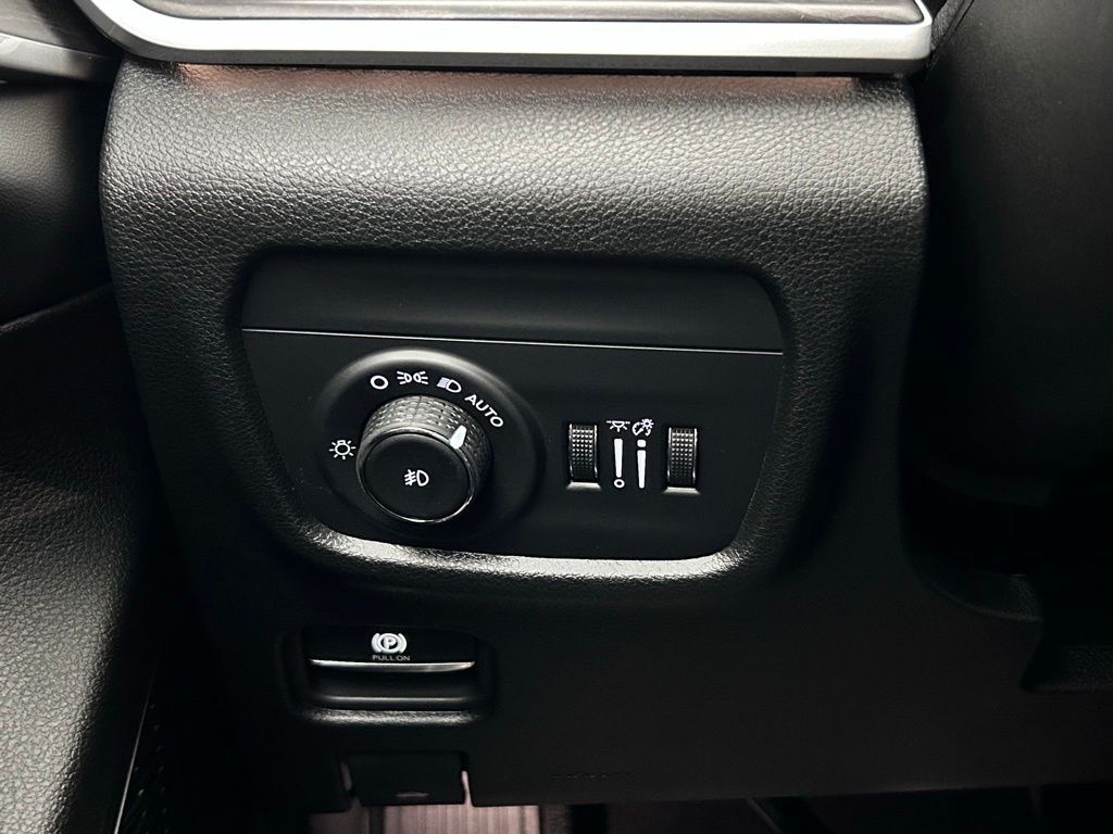 2025 Jeep Grand Cherokee Limited Portland OR