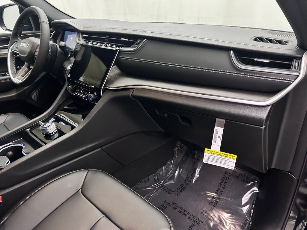 2025 Jeep Grand Cherokee Limited Portland OR