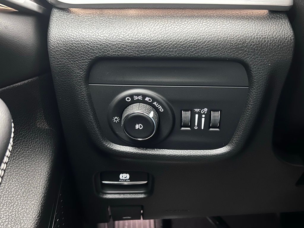 2025 Jeep Grand Cherokee Limited Portland OR