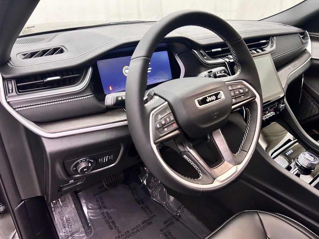 2025 Jeep Grand Cherokee Limited Portland OR