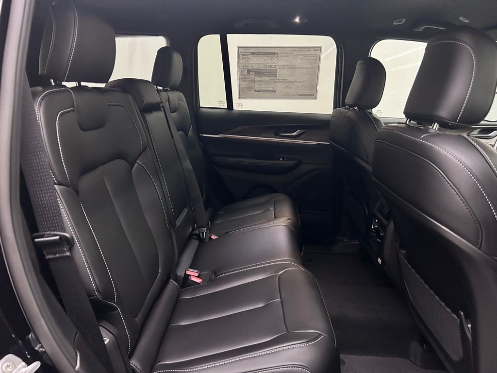 2025 Jeep Grand Cherokee Limited Portland OR