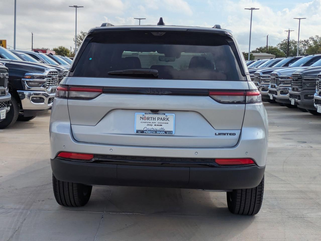 2025 Jeep Grand Cherokee Limited Castroville TX