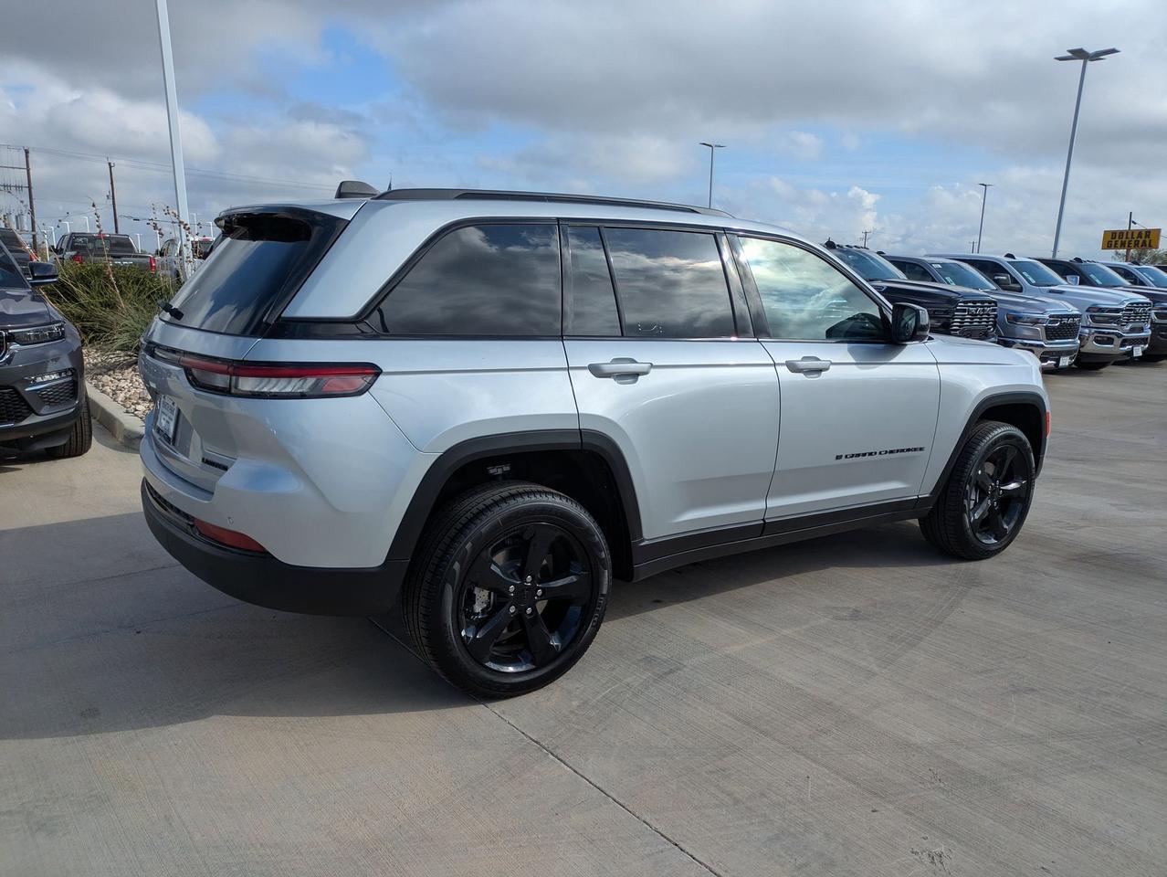 2025 Jeep Grand Cherokee Limited Castroville TX