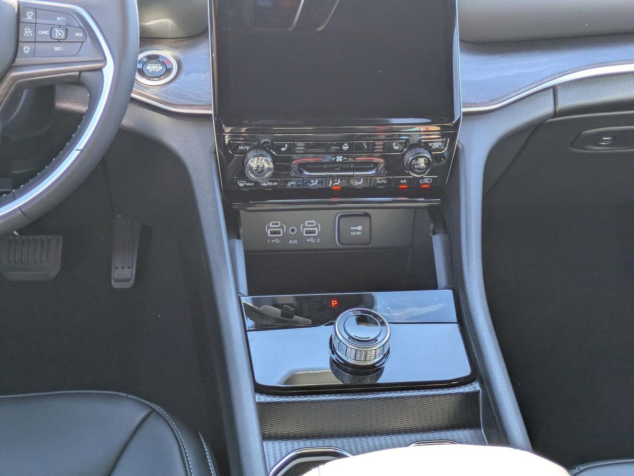 2025 Jeep Grand Cherokee Limited Castroville TX