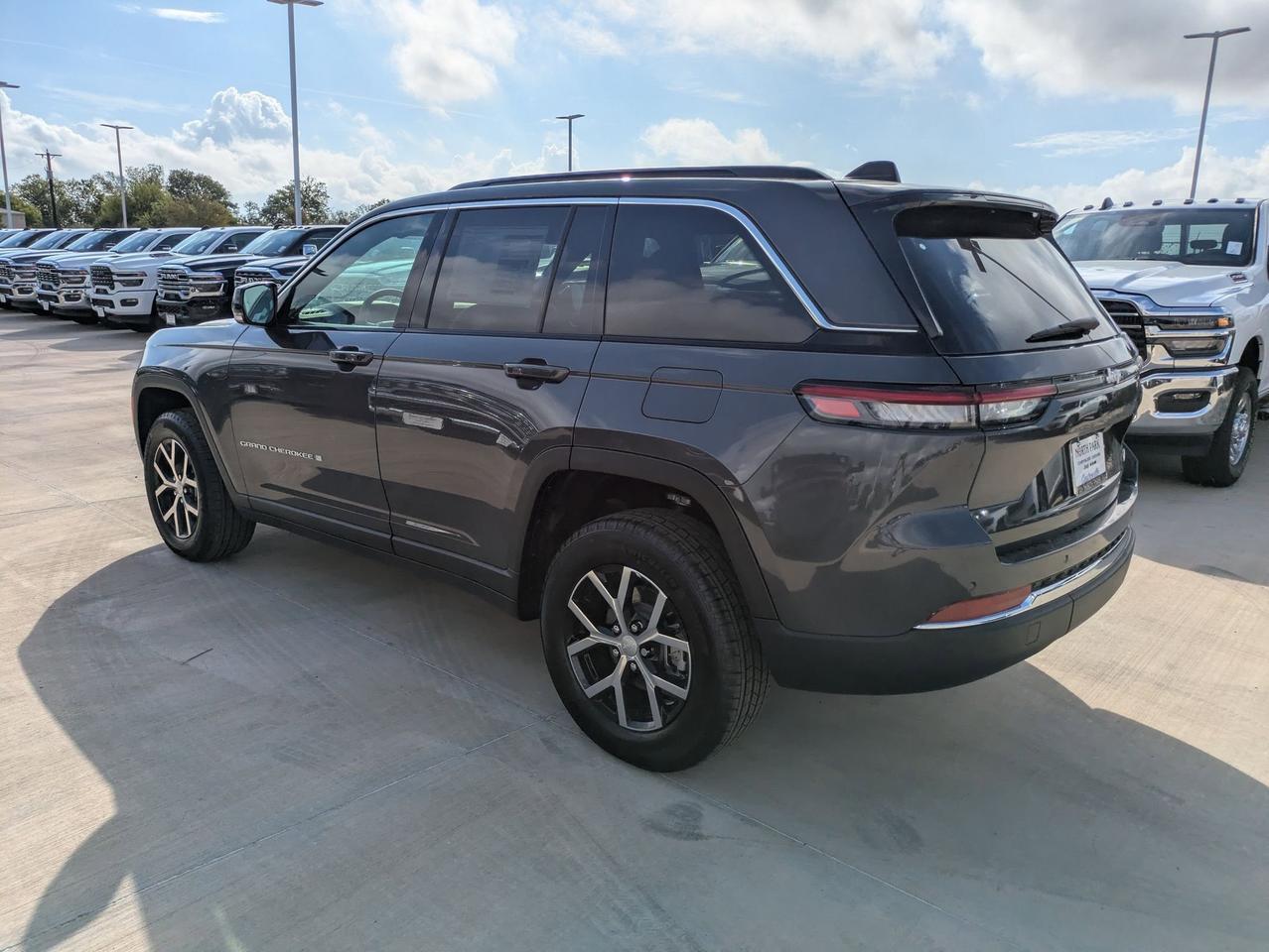2025 Jeep Grand Cherokee Limited Castroville TX