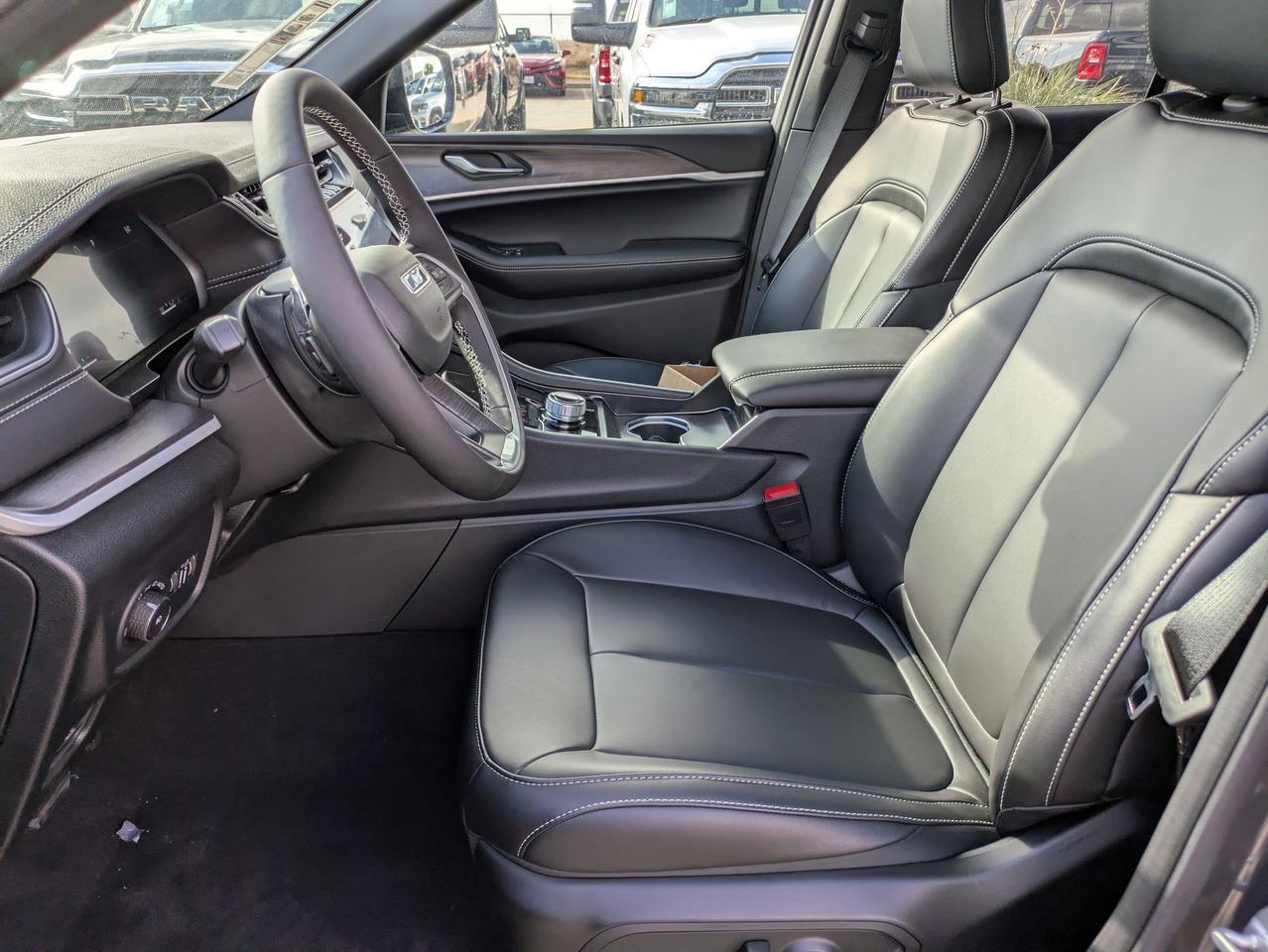 2025 Jeep Grand Cherokee Limited Castroville TX