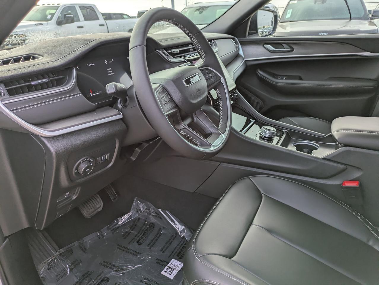 2025 Jeep Grand Cherokee Limited Castroville TX