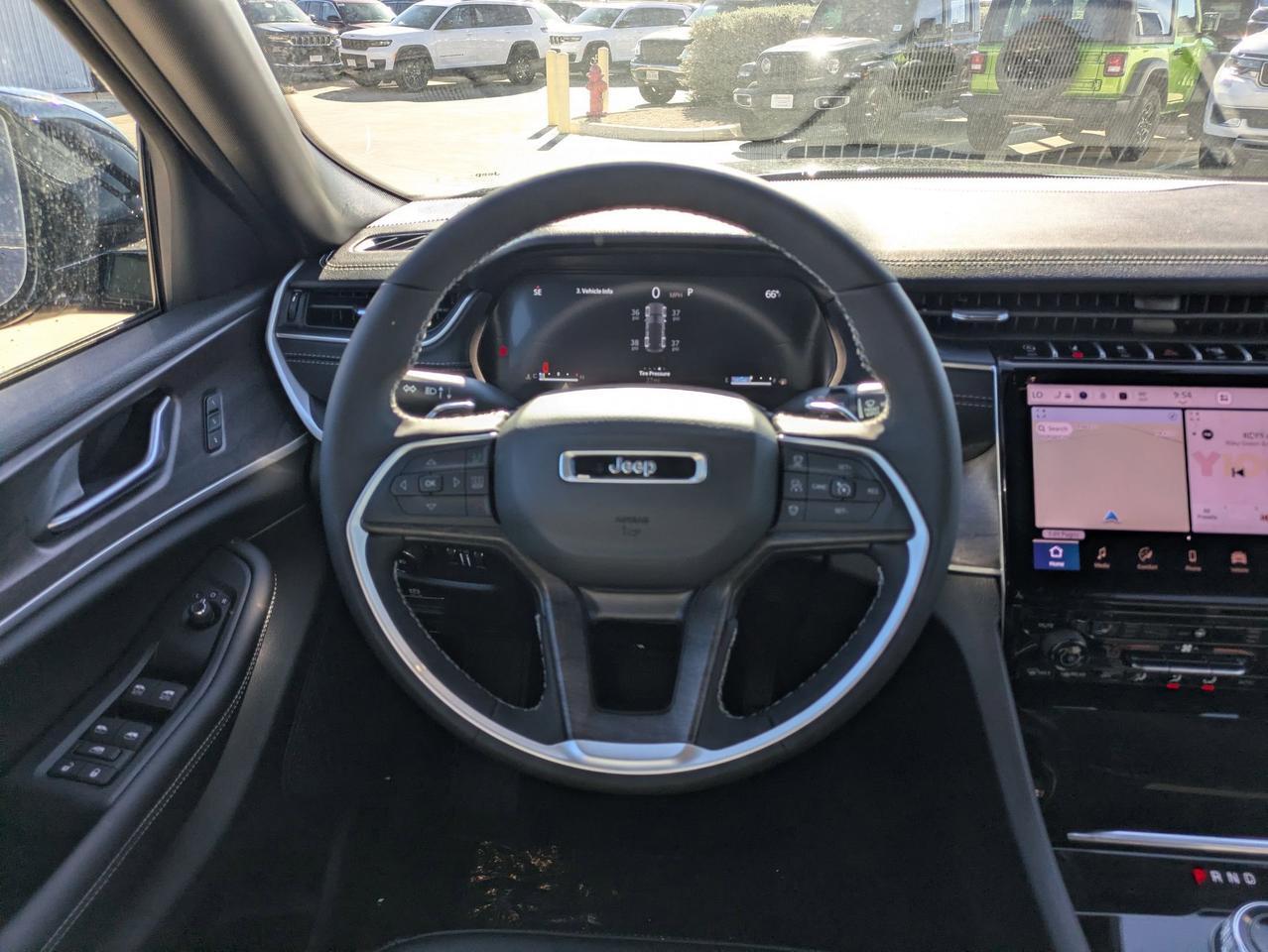 2025 Jeep Grand Cherokee Limited Castroville TX