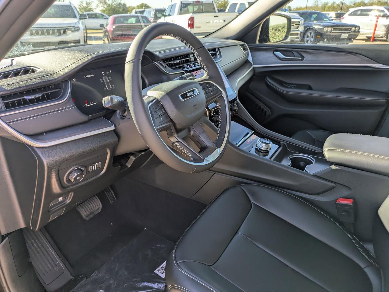 2025 Jeep Grand Cherokee Limited Castroville TX