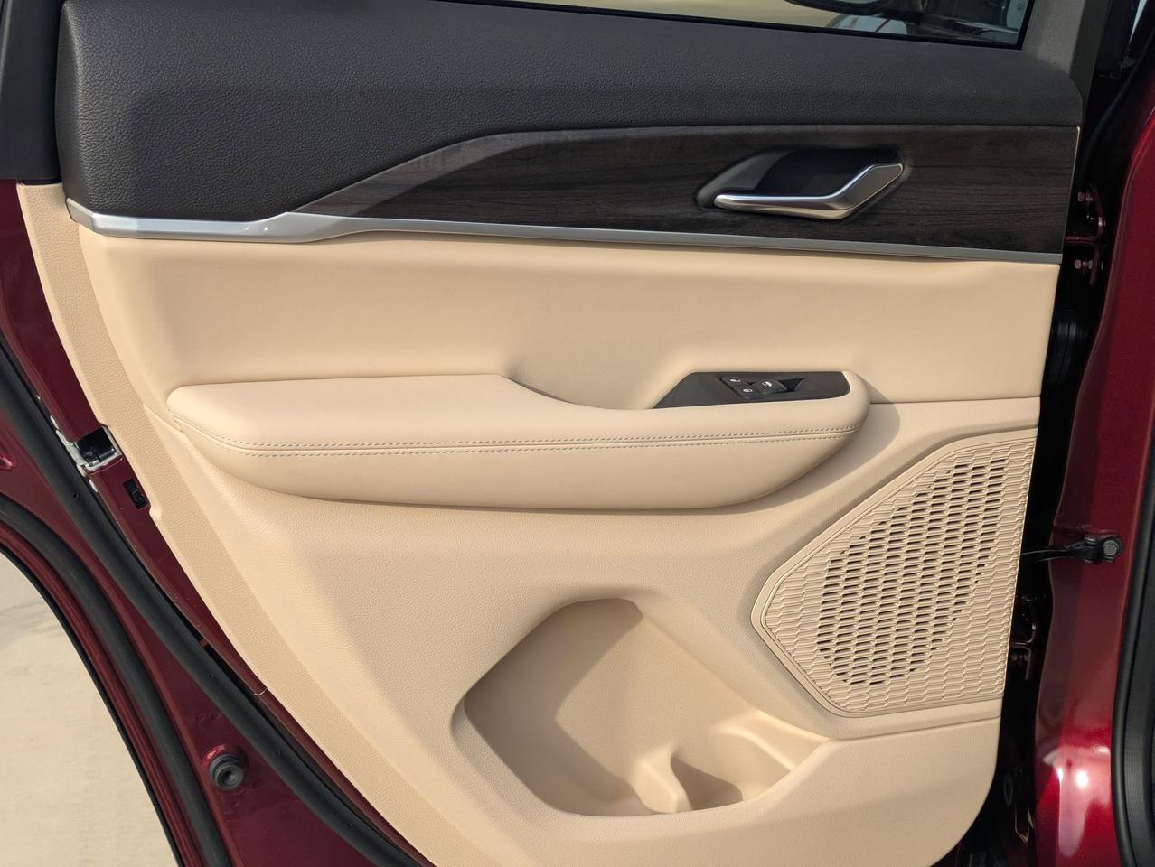 2025 Jeep Grand Cherokee Limited Castroville TX