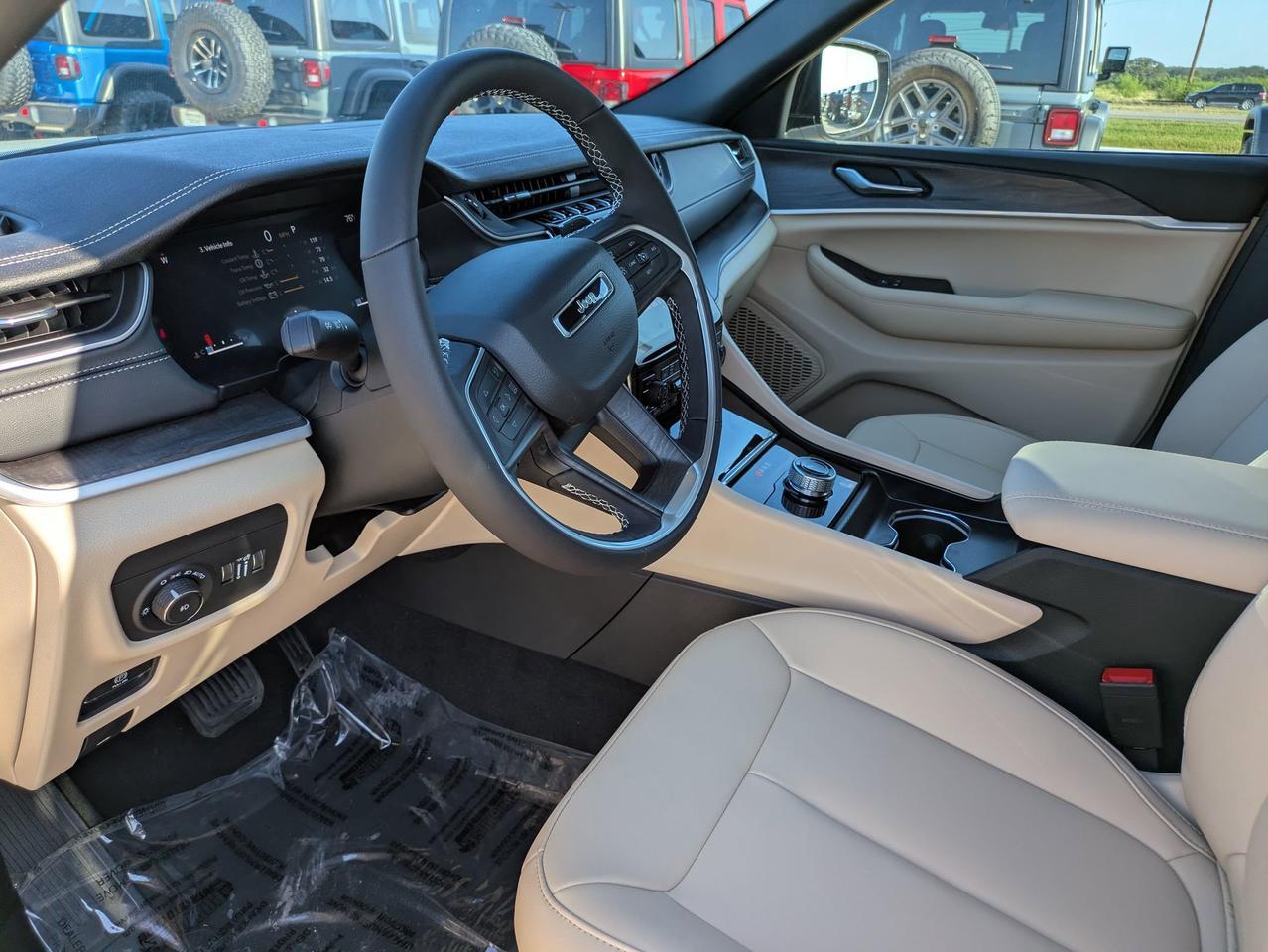 2025 Jeep Grand Cherokee Limited Castroville TX