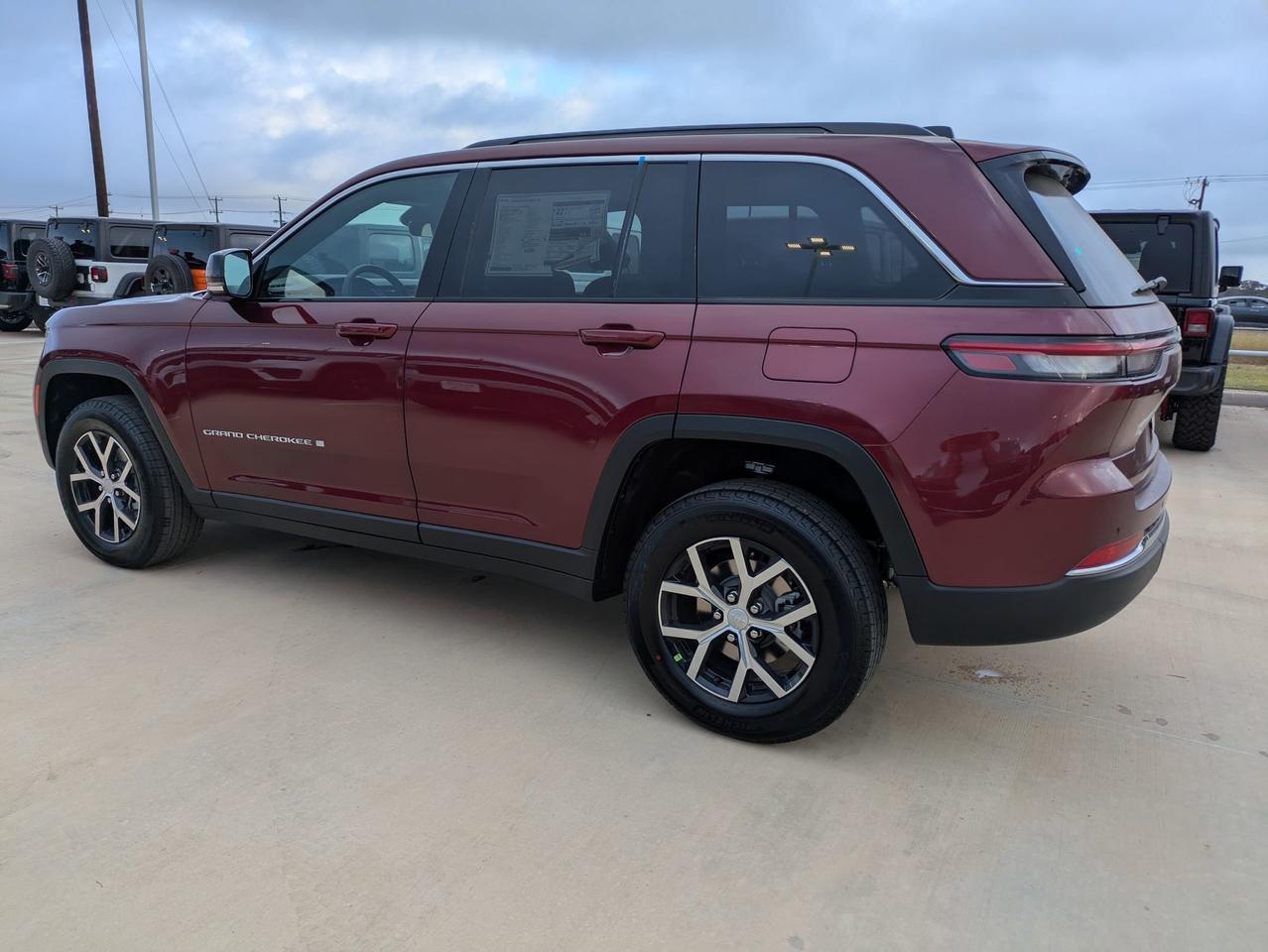 2025 Jeep Grand Cherokee Limited Castroville TX