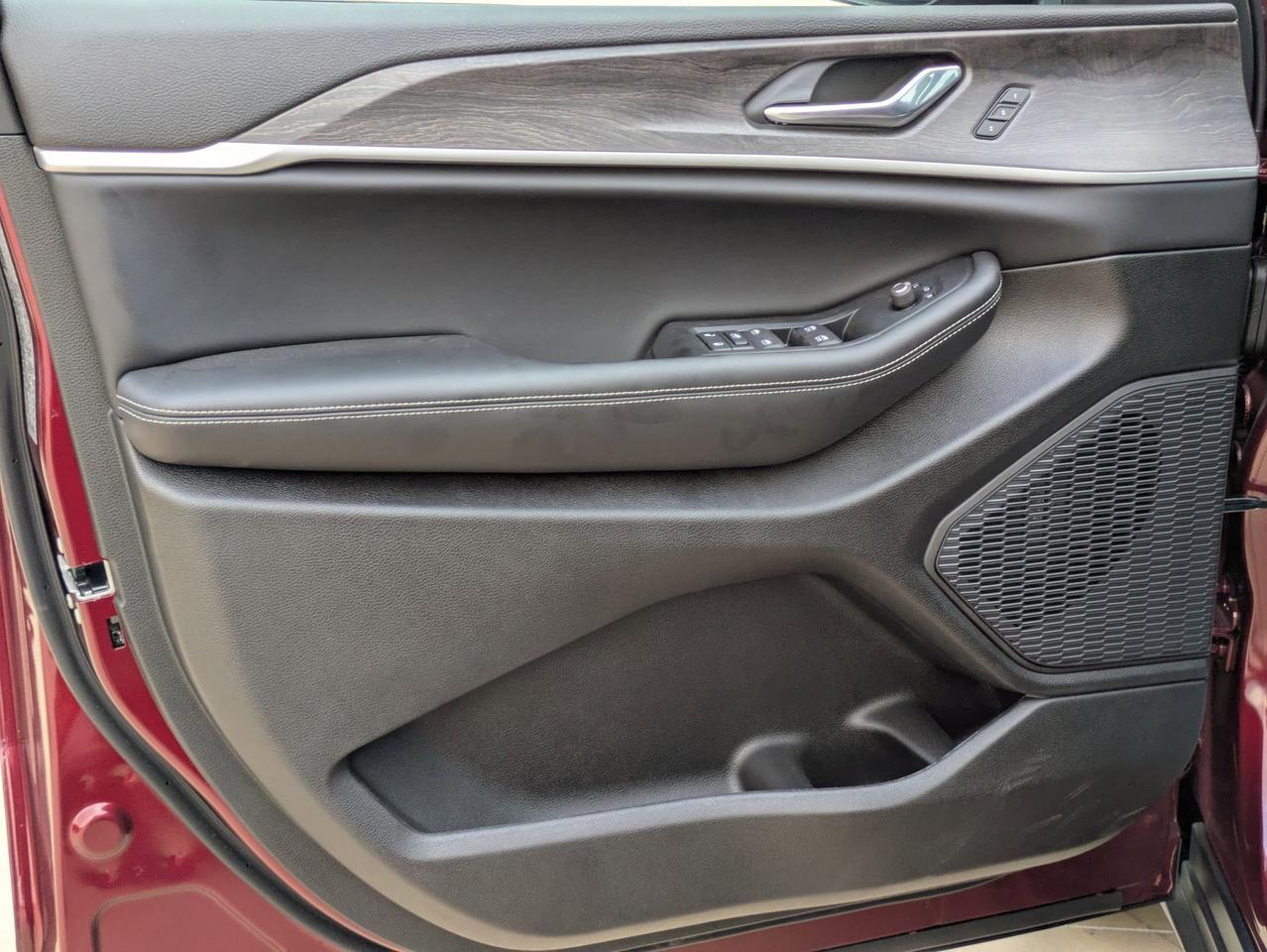 2025 Jeep Grand Cherokee Limited Castroville TX