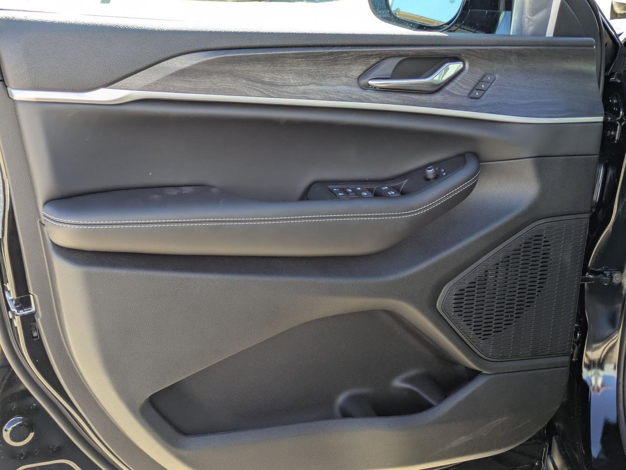 2025 Jeep Grand Cherokee Limited Castroville TX