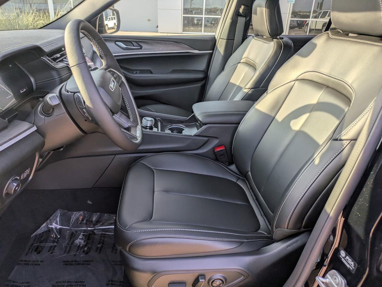 2025 Jeep Grand Cherokee Limited Castroville TX