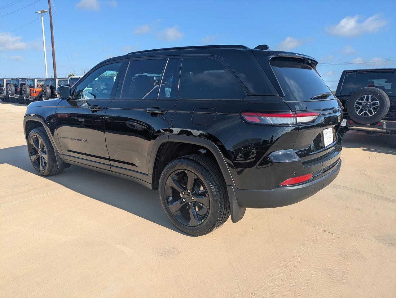 2025 Jeep Grand Cherokee Limited Castroville TX