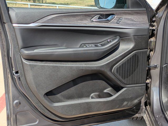 2025 Jeep Grand Cherokee Limited Castroville TX