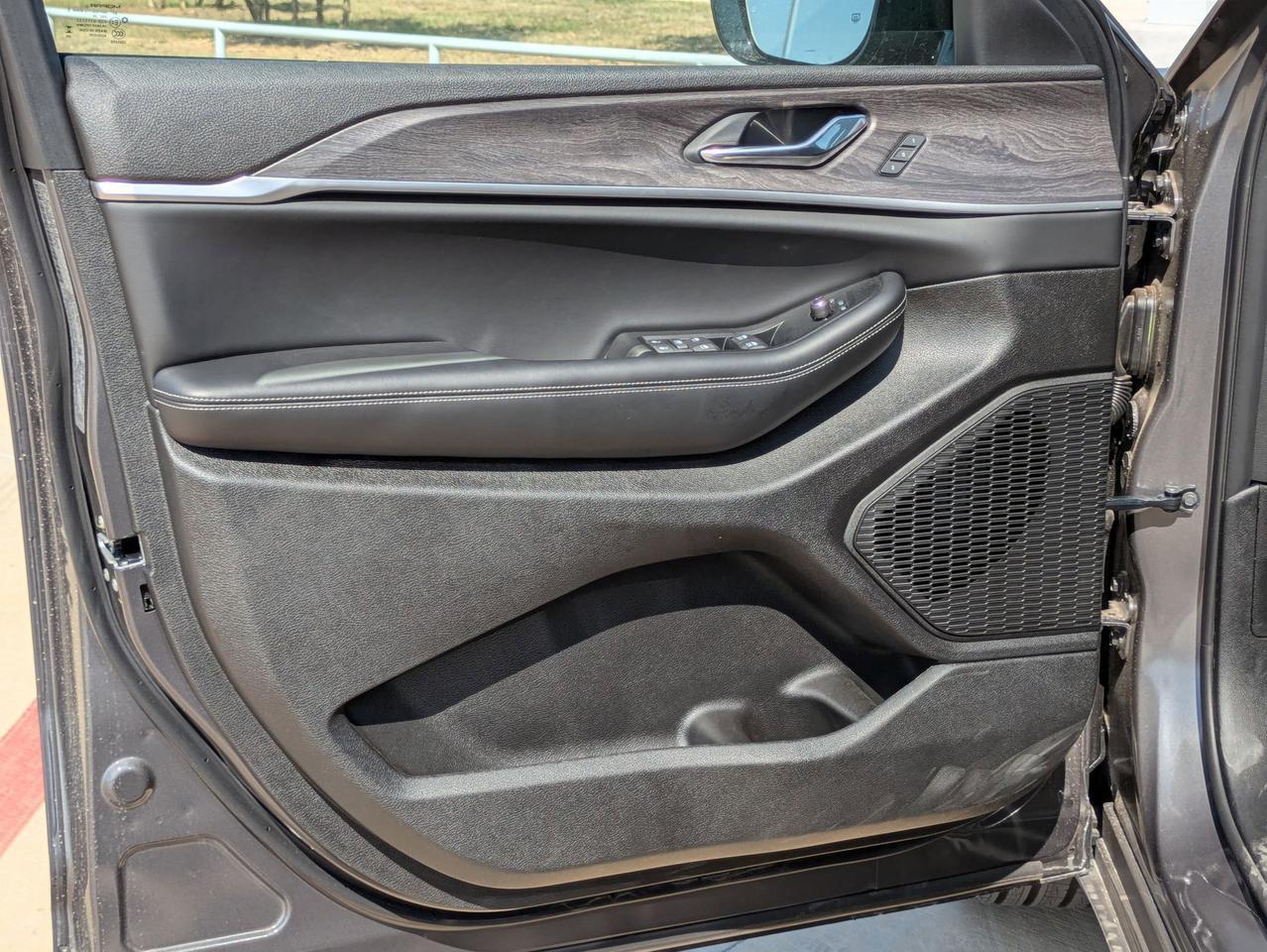 2025 Jeep Grand Cherokee Limited Castroville TX