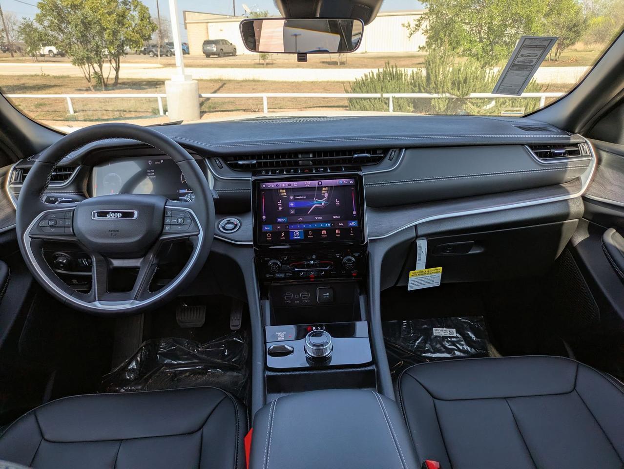 2025 Jeep Grand Cherokee Limited Castroville TX