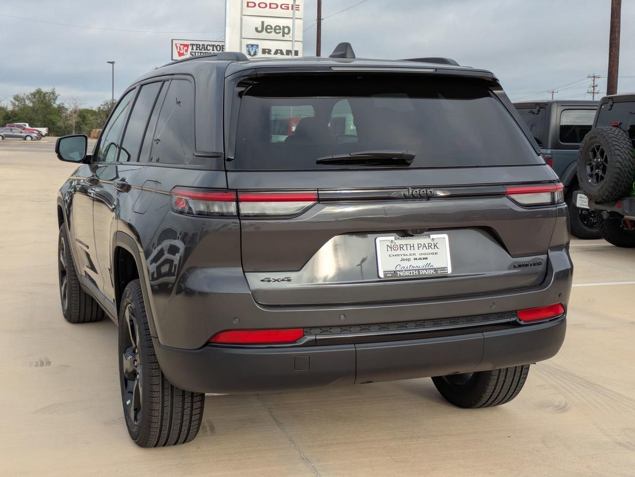 2025 Jeep Grand Cherokee Limited Castroville TX