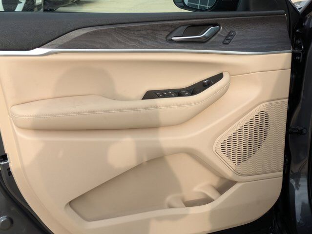 2025 Jeep Grand Cherokee Limited Castroville TX