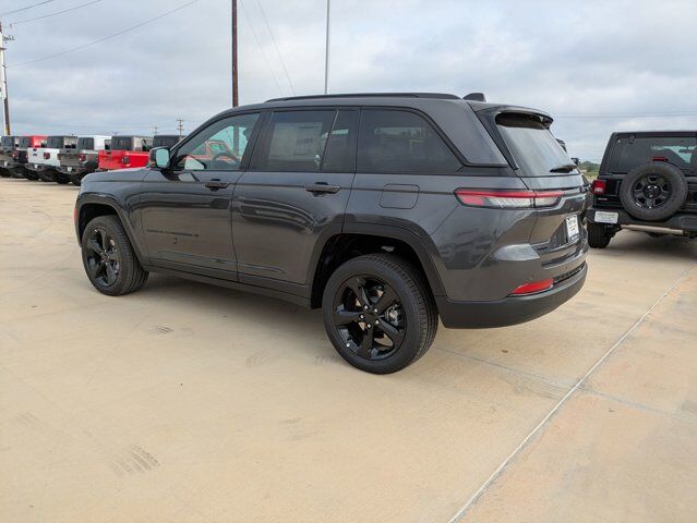 2025 Jeep Grand Cherokee Limited Castroville TX