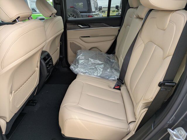 2025 Jeep Grand Cherokee Limited Castroville TX