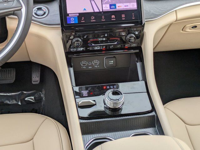2025 Jeep Grand Cherokee Limited Castroville TX