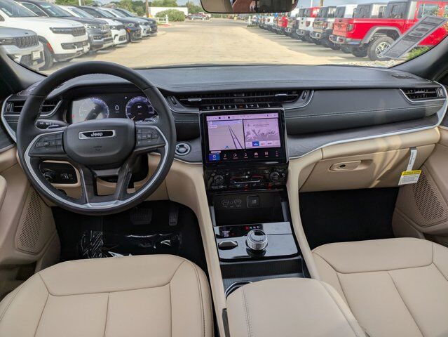 2025 Jeep Grand Cherokee Limited Castroville TX