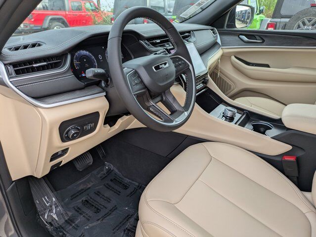 2025 Jeep Grand Cherokee Limited Castroville TX