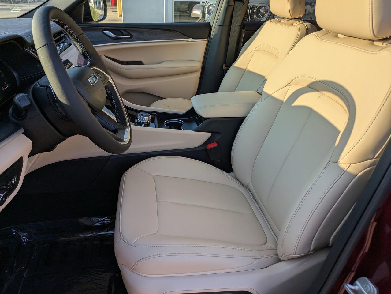 2025 Jeep Grand Cherokee Limited Castroville TX