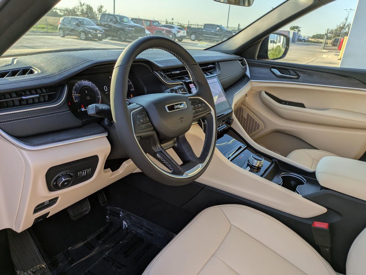 2025 Jeep Grand Cherokee Limited Castroville TX