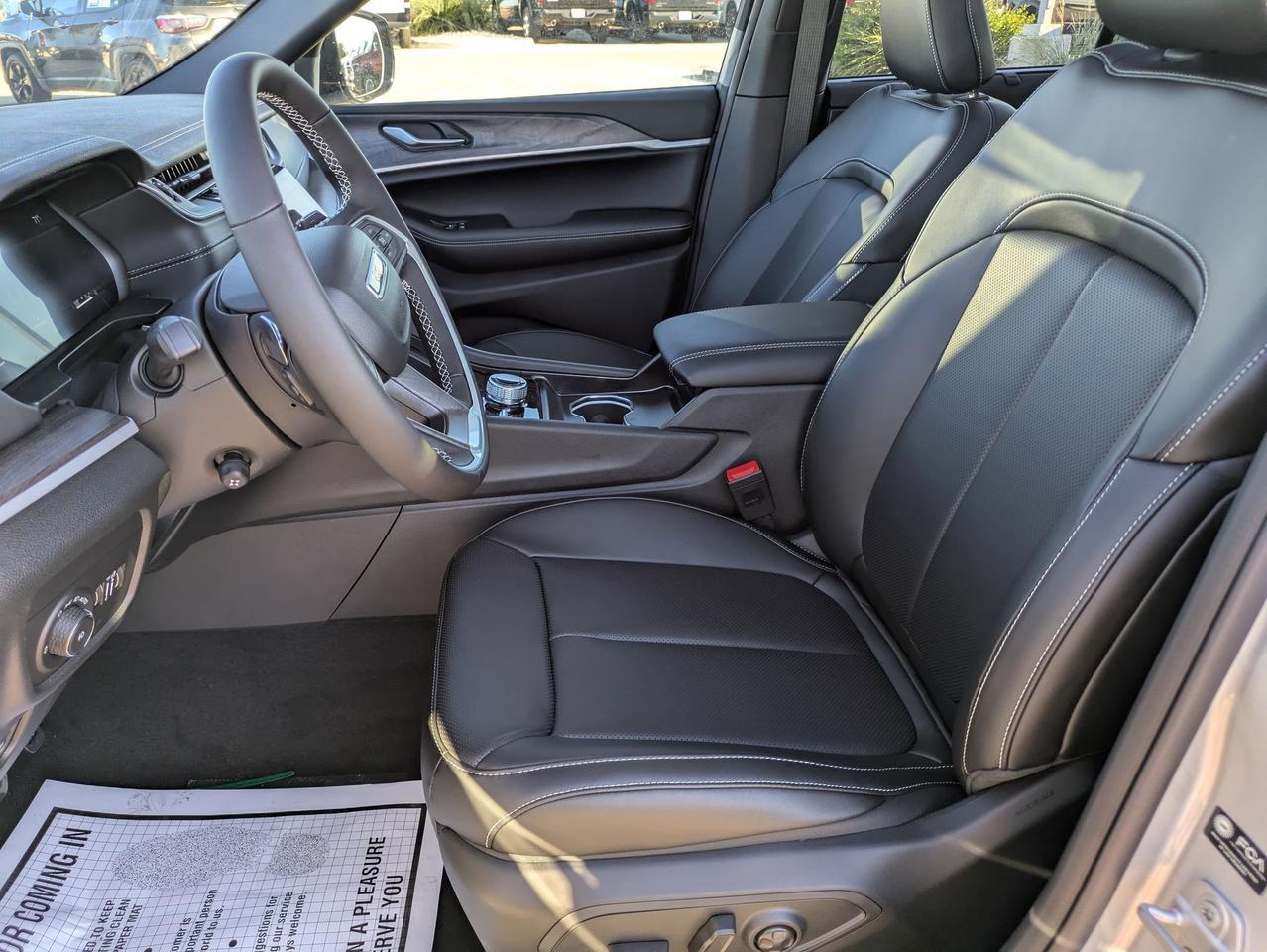 2025 Jeep Grand Cherokee Limited Castroville TX