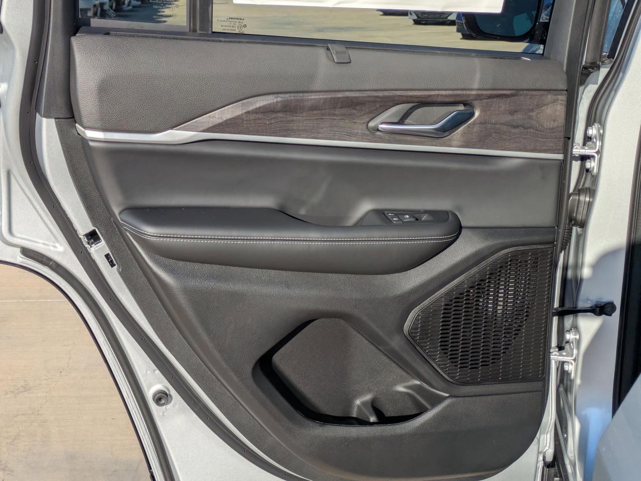 2025 Jeep Grand Cherokee Limited Castroville TX