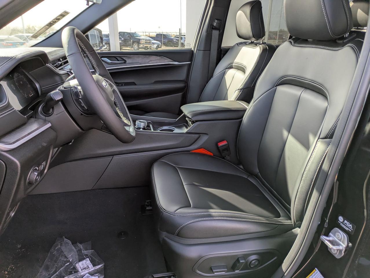 2025 Jeep Grand Cherokee Limited Castroville TX