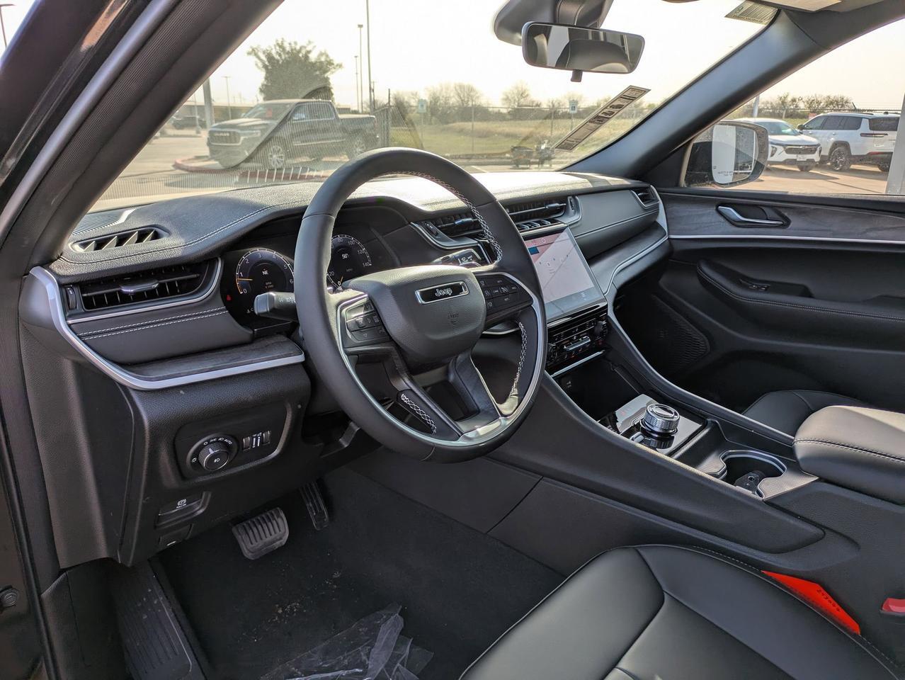 2025 Jeep Grand Cherokee Limited Castroville TX