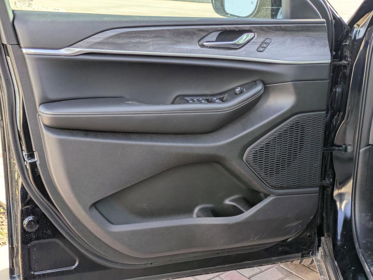 2025 Jeep Grand Cherokee Limited Castroville TX