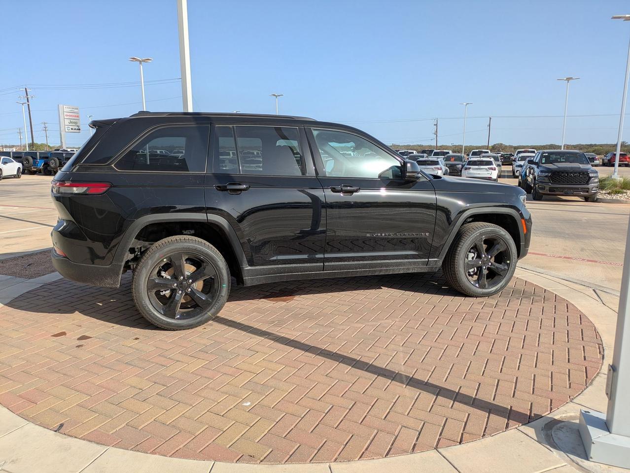 2025 Jeep Grand Cherokee Limited Castroville TX