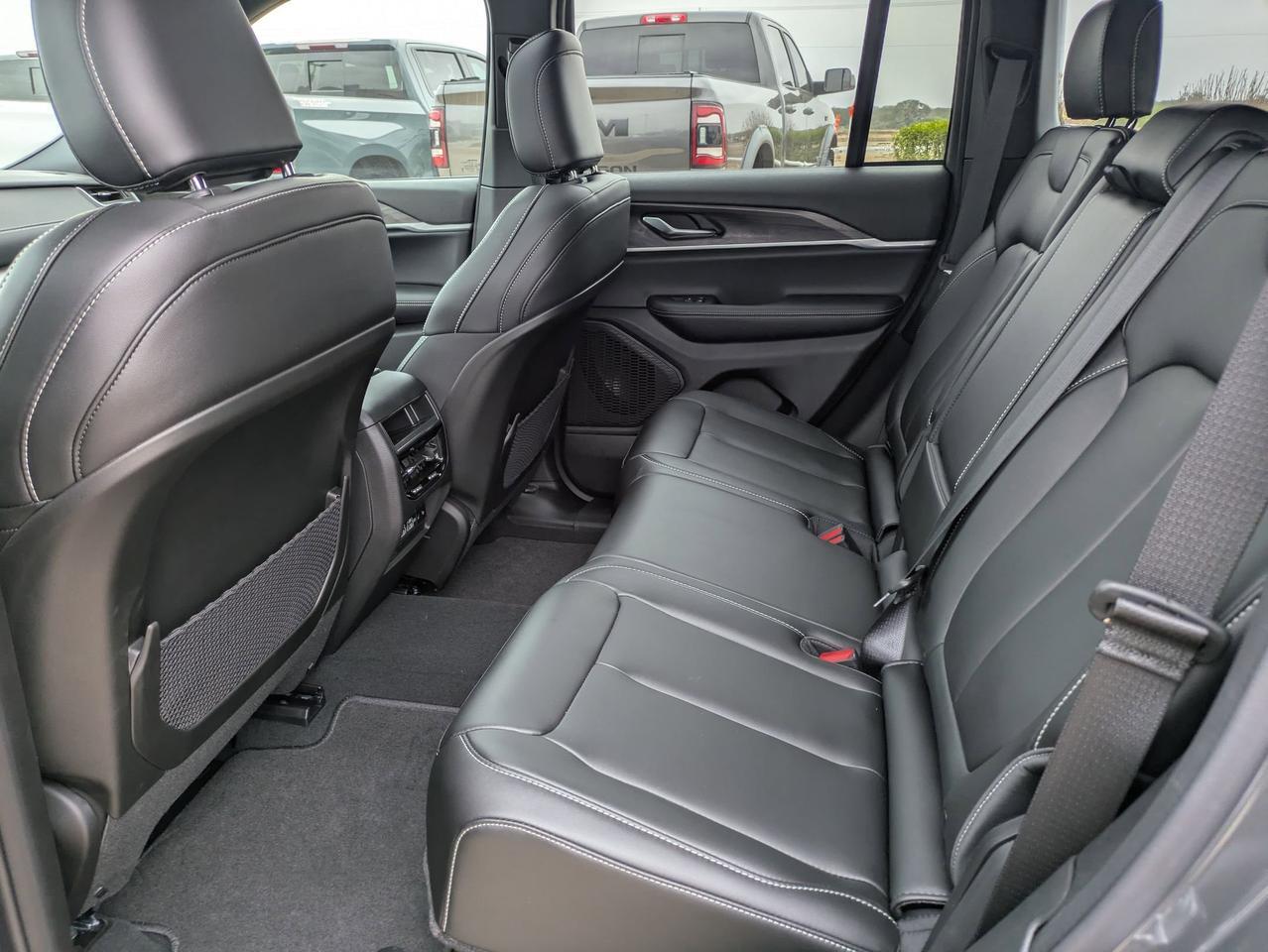 2025 Jeep Grand Cherokee Limited Castroville TX