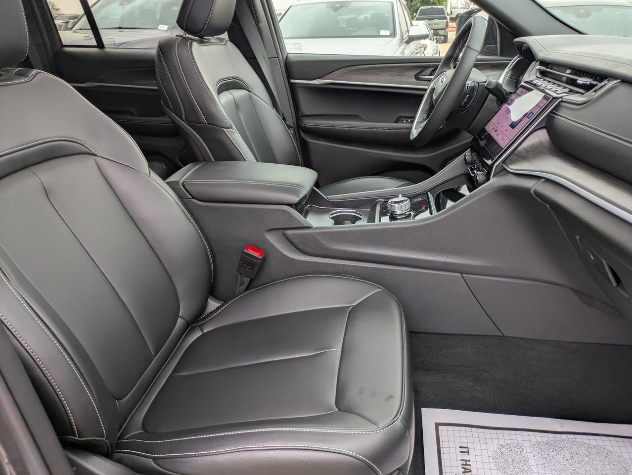 2025 Jeep Grand Cherokee Limited Castroville TX