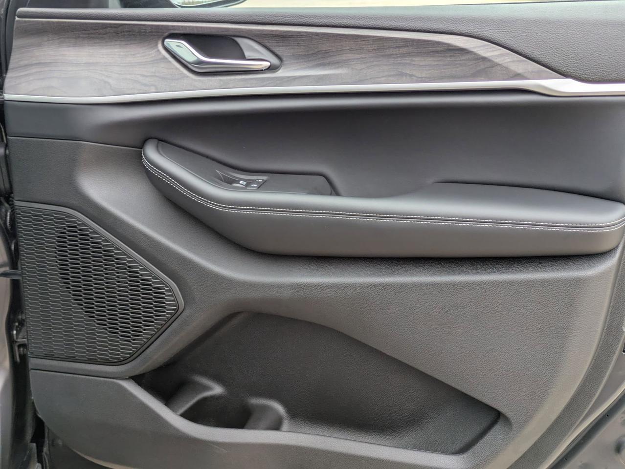 2025 Jeep Grand Cherokee Limited Castroville TX