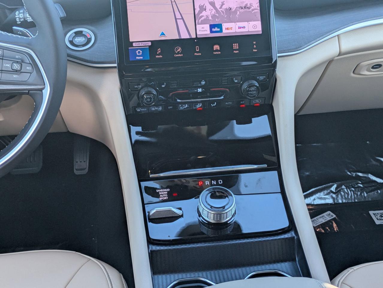 2025 Jeep Grand Cherokee Limited Castroville TX