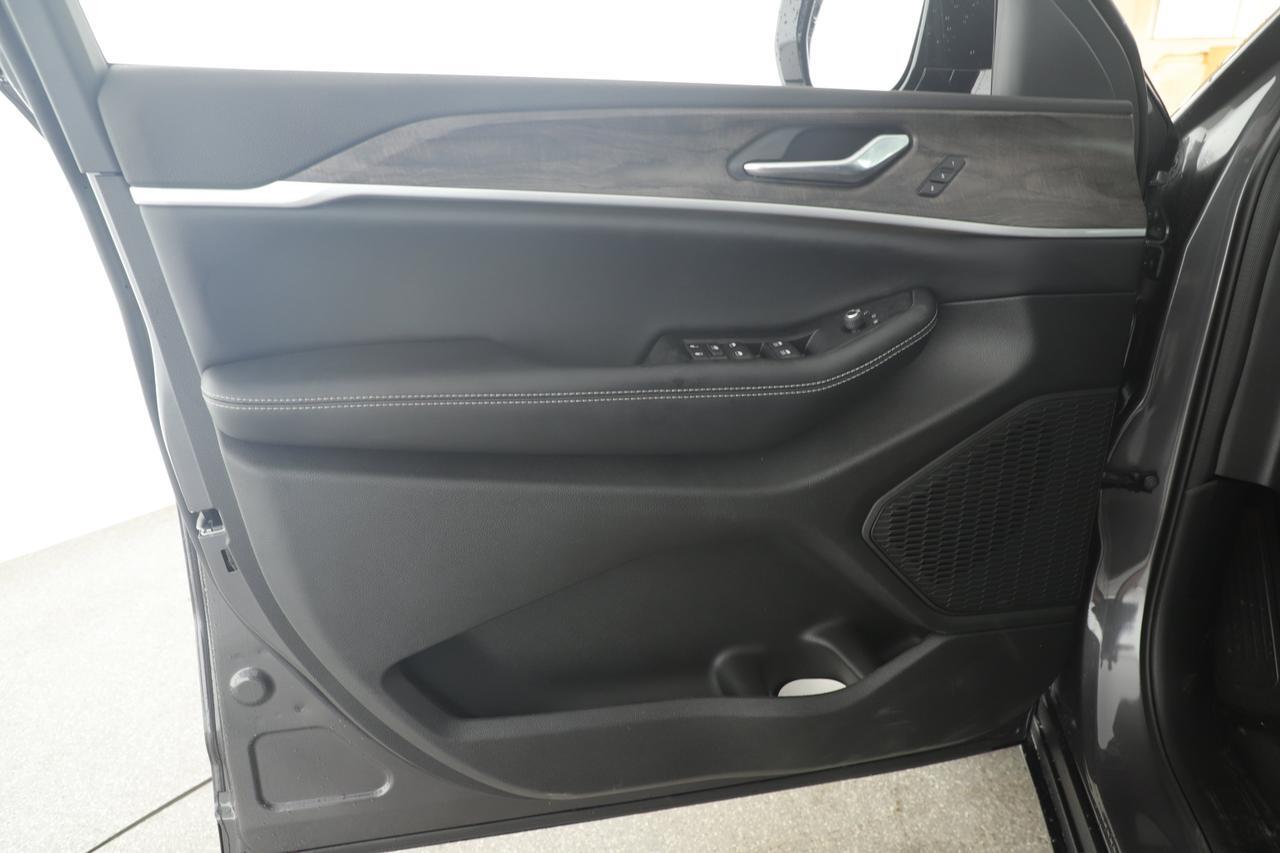 2025 Jeep Grand Cherokee Limited New Braunfels TX